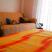 IZNAJMLJUJEM APARTMANE I SOBE U IGALU, private accommodation in city Igalo, Montenegro